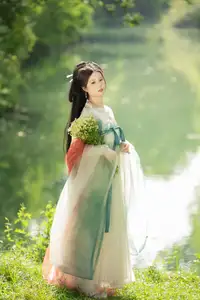 Xi Gua's Graceful Hanfu Elegance | YiTuYu Vol.8558 Collection - image 14