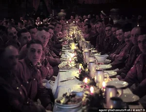Rare Historical Photos of Hitler’s Private Christmas Celebrations Revealed - image 3
