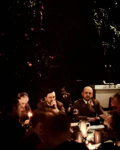 Rare Historical Photos of Hitler’s Private Christmas Celebrations Revealed - image 1