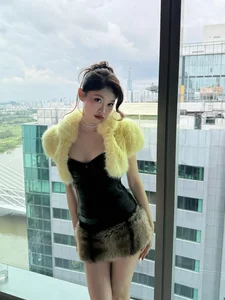Ly Pham Delivers Slaying Look in Fashion Face-Off with Ngoc Trinh - image 6