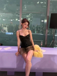 Ly Pham Delivers Slaying Look in Fashion Face-Off with Ngoc Trinh - image 3
