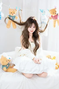 Creative Portraiture and Style: YiTuYu Art Language Vol.7638 featuring Pao Fu Xiao Fang - image 1
