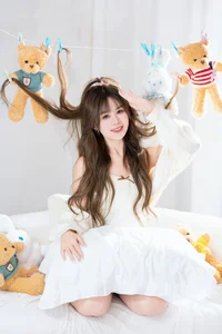 Creative Portraiture and Style: YiTuYu Art Language Vol.7638 featuring Pao Fu Xiao Fang - image 11