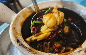 A Guide to Singapore's Iconic Late-Night Dining and Historic Eateries - image 5