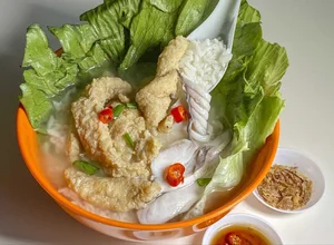 A Guide to Singapore's Iconic Late-Night Dining and Historic Eateries - image 3