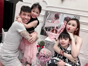 Minh Nhua Unveils Official Wife at Star-Studded Gala Event - image 8