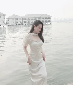 The Evolution of Elegance: A Closer Look at Hanoi’s Most Famous Teacher from 2023 - image 2
