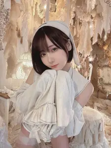 Coser Kenken : Sweet Charm in Fantia 2023.10 Part03 – Captivating Photoshoot by けんけん! - image 2