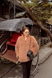 Phanh Lee's Stylish Autumn Escape: Fashion and Travel Inspiration from Japan - image 5