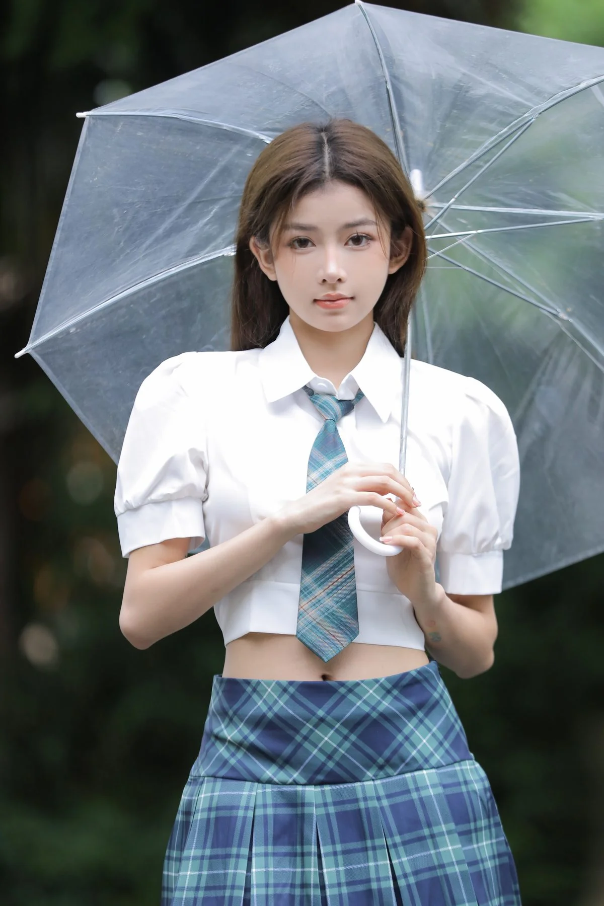 YiTuYu Art Language Vol. 5093: Capturing the Graceful Aesthetic of Model You You