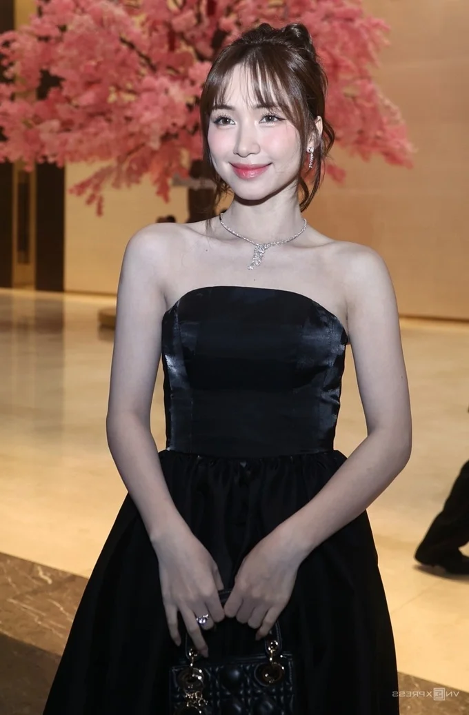 Star-Studded Guest List: Vietnamese Celebrities Shine at Minh Tu’s Wedding