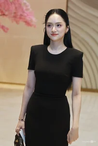 Star-Studded Guest List: Vietnamese Celebrities Shine at Minh Tu’s Wedding - image 0