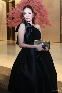 Star-Studded Guest List: Vietnamese Celebrities Shine at Minh Tu’s Wedding - image 2