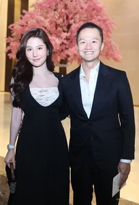 Star-Studded Guest List: Vietnamese Celebrities Shine at Minh Tu’s Wedding - image 5