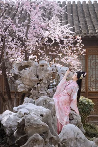 YiTuYu Art Language Vol.7161: Stunning Portraiture of Yin Nan Yun - image 1