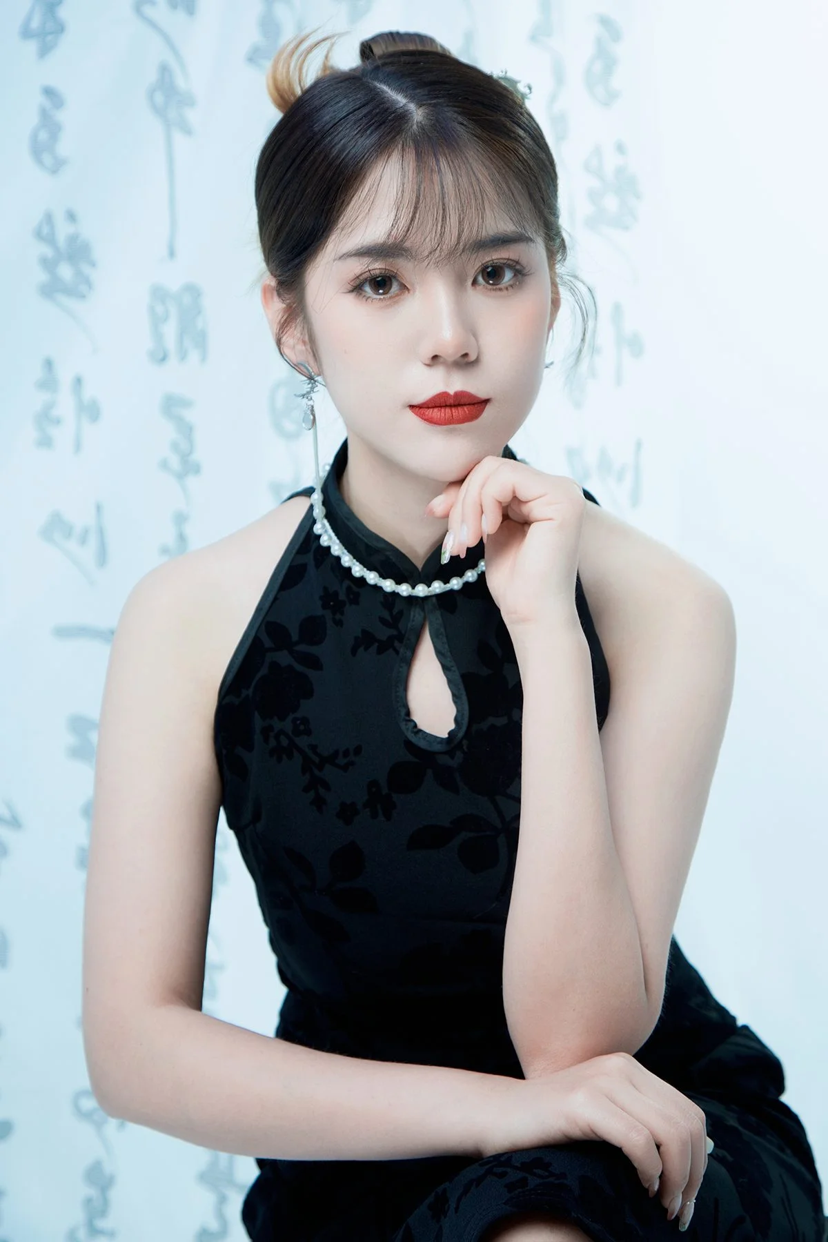 The Graceful Artistry of Xiao Xue in YiTuYu Art Language Vol.4559