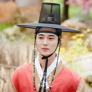Byeon Woo Seok Biography: The Versatile Rising K-Drama Star - image 1