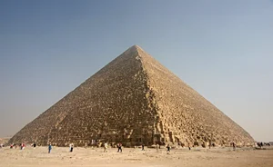 Engineering Ancient Security: The Ingenious Traps Protecting the Great Pyramids - image 8
