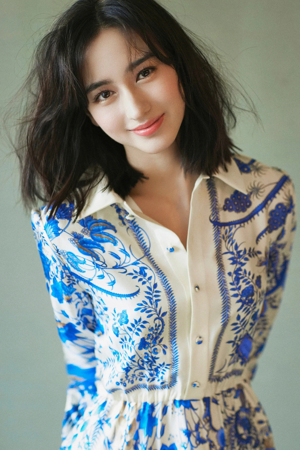 The Captivating Beauty of the 21-Year-Old Star from 'Ip Man'