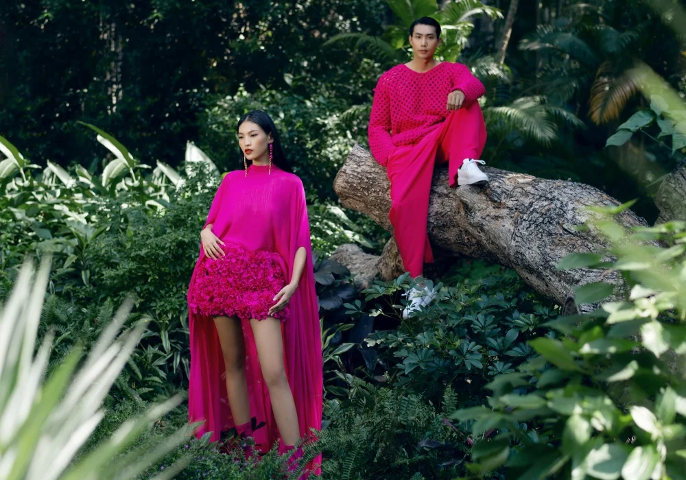 Vibrant Spring Fashion: Designers Vũ Ngọc and Son Unveil Colorful Collection with Hữu Long and Tú Anh
