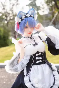 Coser Hua Qi Hana's Adorable Cat Rem Cosplay at Anime Carnival - image 3