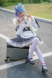 Coser Hua Qi Hana's Adorable Cat Rem Cosplay at Anime Carnival - image 33