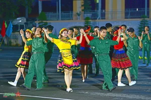Cultural Spirit in Uniform: The Folk Dance Competition of the Ho Chi Minh City Armed Forces - image 9