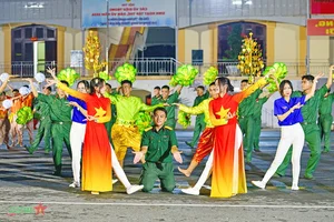 Cultural Spirit in Uniform: The Folk Dance Competition of the Ho Chi Minh City Armed Forces - image 12