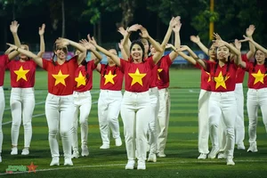 Cultural Spirit in Uniform: The Folk Dance Competition of the Ho Chi Minh City Armed Forces - image 3