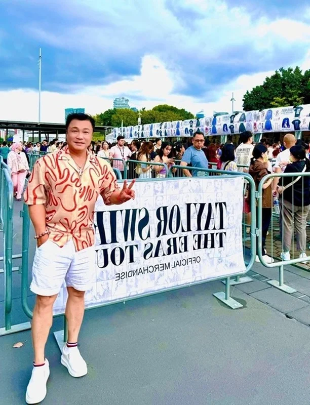 Vietnamese Celebrities Spend Big to Experience Taylor Swift's Eras Tour