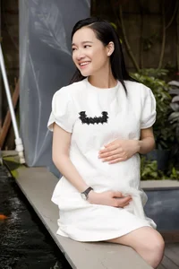 Post-Partum Realities: Nha Phuong's Amazing Recovery vs. Khanh Thi's Honest Struggle - image 4