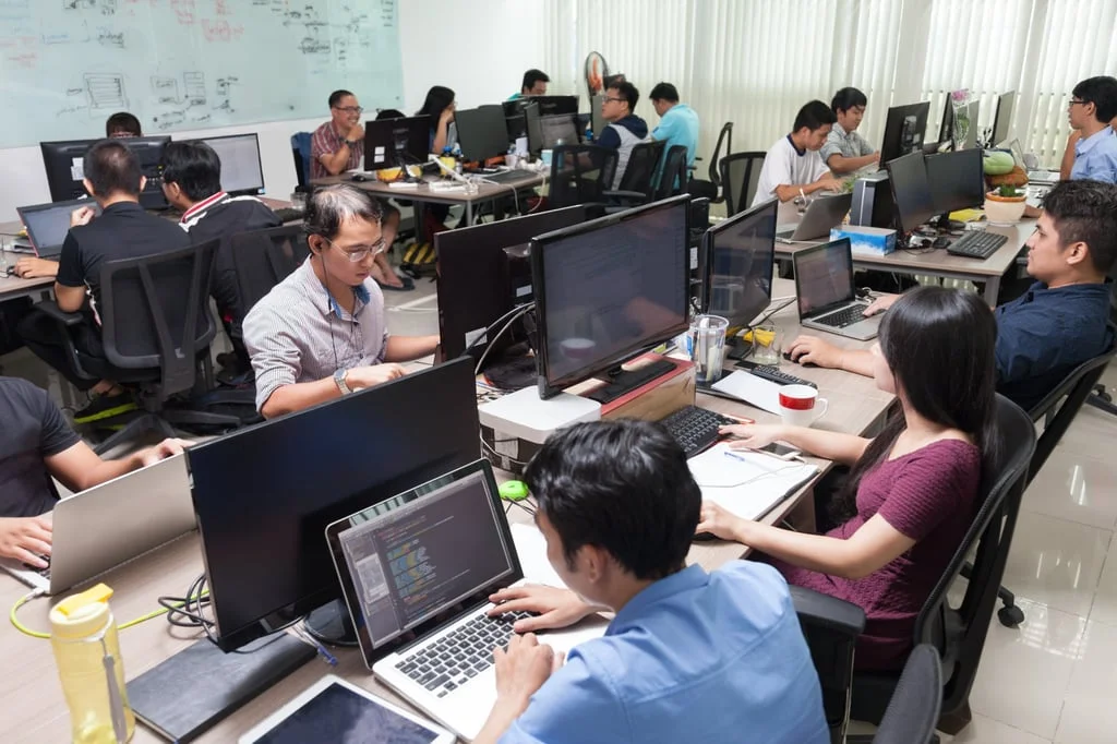 Tracing the 2,200-Year History of China’s Controversial 996 Work Culture