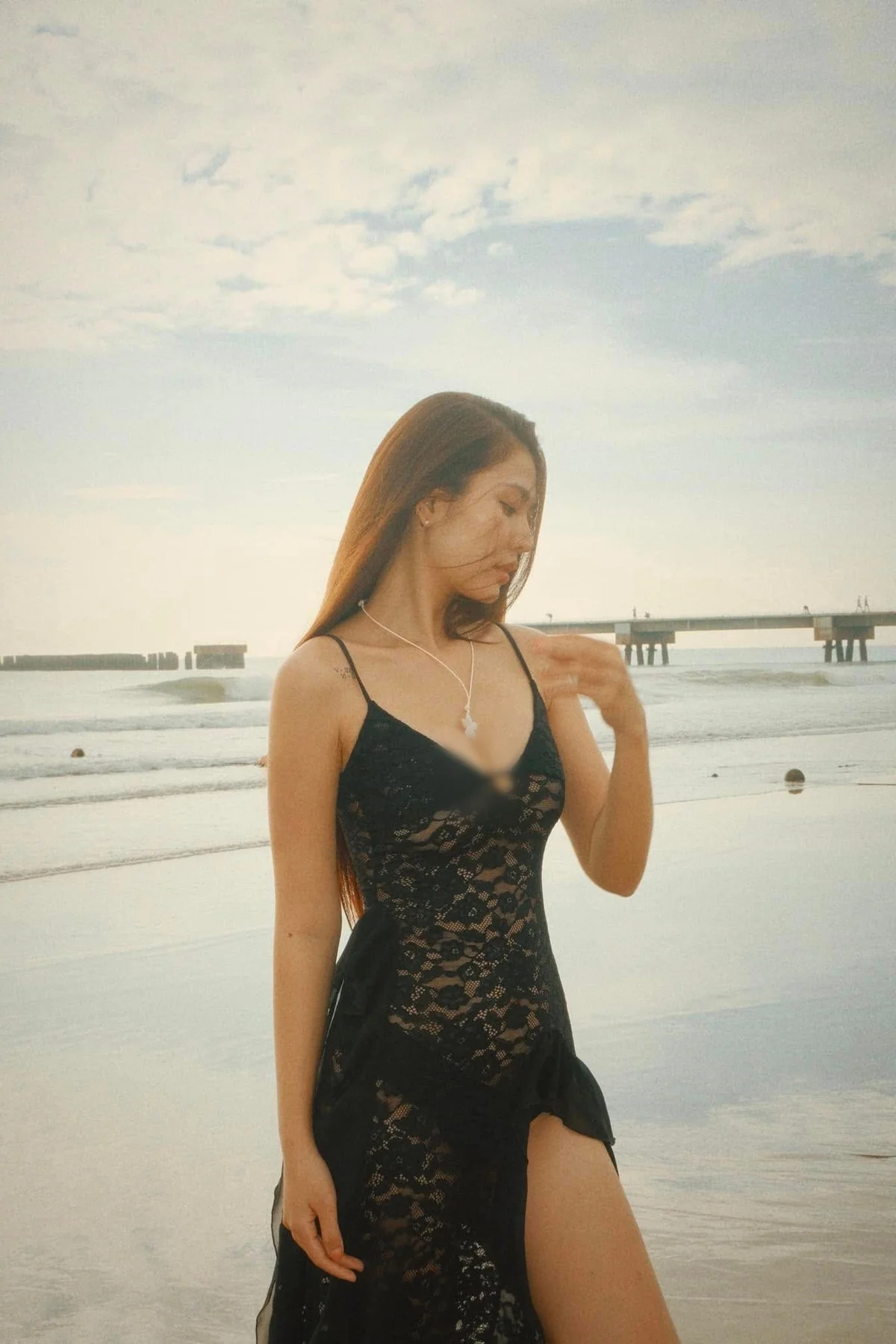 Chung Huyen Thanh's Summer Style: A Gallery of Confidence and Elegance