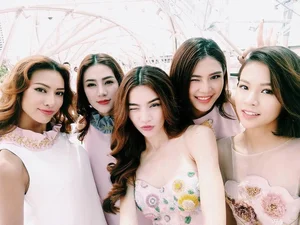 Chung Huyen Thanh's Summer Style: A Gallery of Confidence and Elegance - image 9