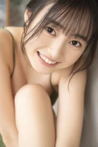 Elegant Miu Shirahama Pure White Digital Photo Book: Stunning Japanese Model Photography Collection from Manga Action - image 1