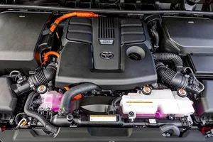 Toyota Land Cruiser Hybrid Set for Vietnam Launch with Premium Price Tag - image 10