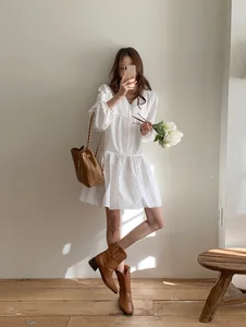 4 Essential White Fashion Pieces for a Chic, Youthful Summer Wardrobe: The Ultimate Minimalist Style Guide - image 1