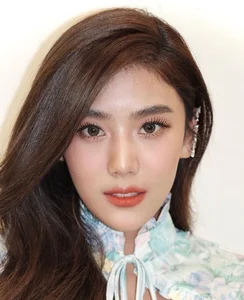 Singer Smile Parada Spends 343 Million VND to Fix Botched Nose Surgery - image 3