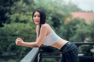Stunning Gallery of Thai Beauty Namfar Wareekun: A Blend of Elegance and Youthful Charm - image 6