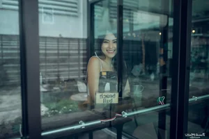 Stunning Gallery of Thai Beauty Namfar Wareekun: A Blend of Elegance and Youthful Charm - image 26