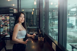 Stunning Gallery of Thai Beauty Namfar Wareekun: A Blend of Elegance and Youthful Charm - image 5