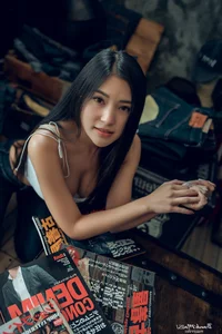 Stunning Gallery of Thai Beauty Namfar Wareekun: A Blend of Elegance and Youthful Charm - image 49