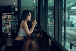 Stunning Gallery of Thai Beauty Namfar Wareekun: A Blend of Elegance and Youthful Charm - image 0