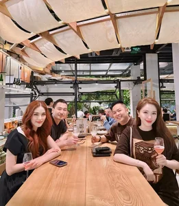 Thanh Hang’s Sweet Romance and Lunas Girl Group Debut Preparations - image 0