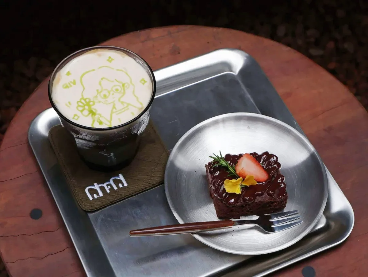 G-Dragon in Vietnam: How Culinary Trends are Welcoming the K-Pop Icon
