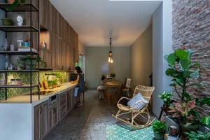 Breeze Block Facades: Modern Townhouse Design for Natural Light and Air - image 1