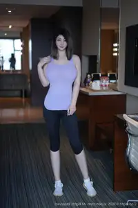 XiuRen No.10682: Da Ji Toxic showcases her healthy, captivating figure in sportswear - image 4