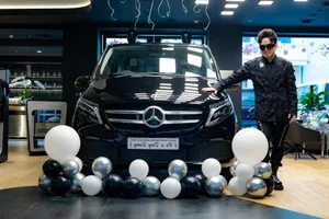Sao Việt khoe khoảnh khắc đời thường: Tùng Dương tậu xế hộp, Hà Tăng hạnh phúc bên gia đình - image 6