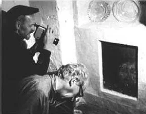 The Mystery of the Haunted Faces: Exploring La Casa de las Caras - image 3
