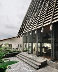 Innovative Townhouse Design: The Breathtaking Infinity Garden Concept for Modern Urban Living - image 9